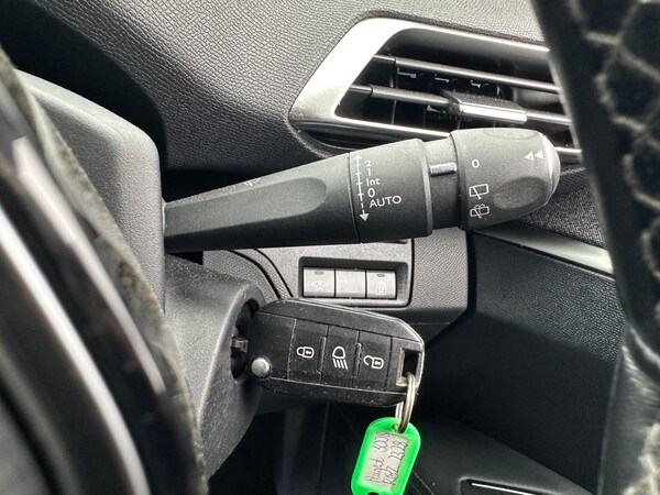 Used Peugeot 3008 2020 for sale - 76282884: Photo 22