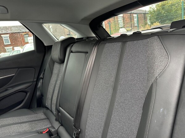 Used Peugeot 3008 2020 for sale - 76282884: Photo 31