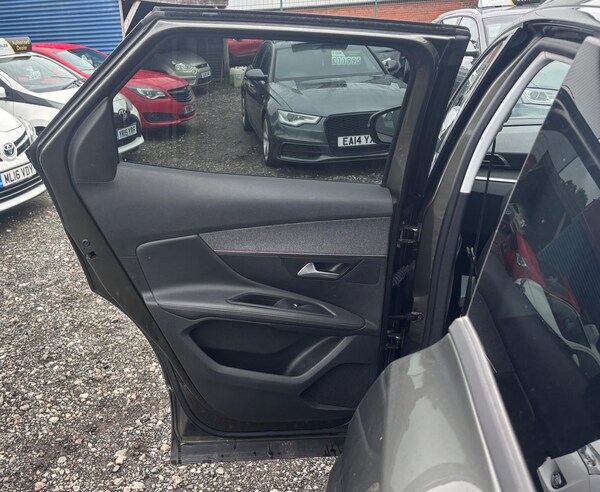 Used Peugeot 3008 2020 for sale - 76282884: Photo 33