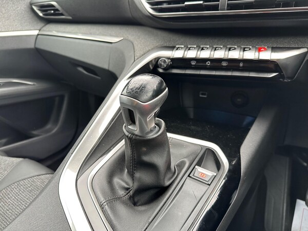 Used Peugeot 3008 2020 for sale - 76282884: Photo 42