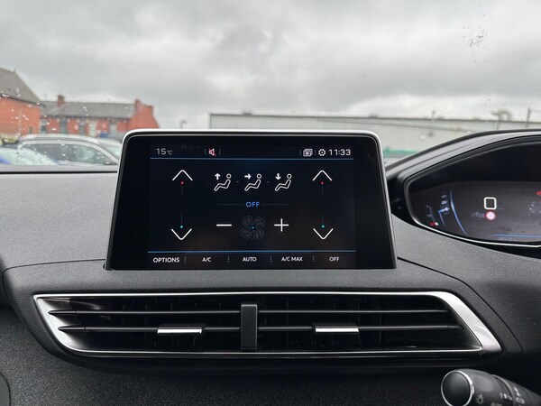 Used Peugeot 3008 2020 for sale - 76282884: Photo 46