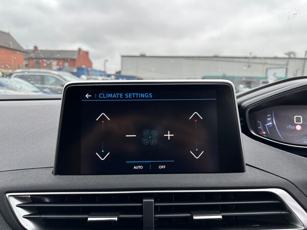 Used Peugeot 3008 2020 for sale - 76282884: Photo 51