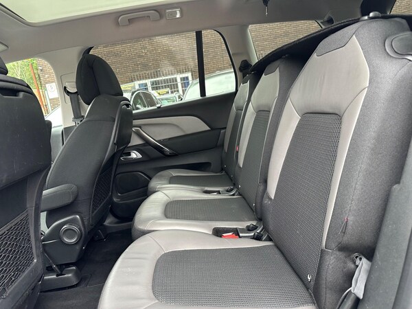 Used Citroen C4 Grand Picasso 2017 for sale - 76306831: Photo 37