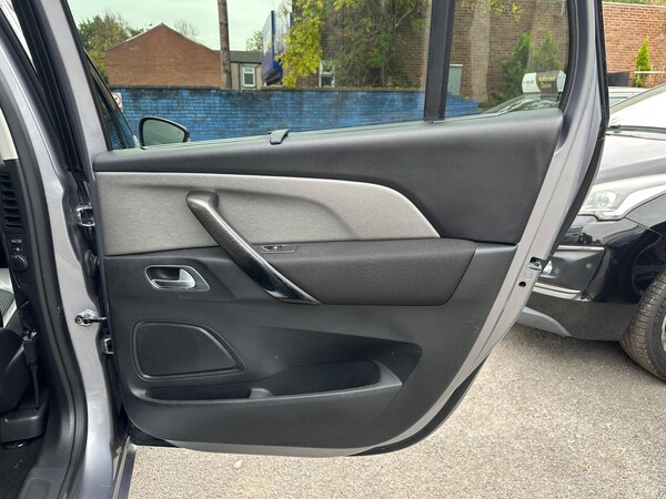 Used Citroen C4 Grand Picasso 2017 for sale - 76306831: Photo 41