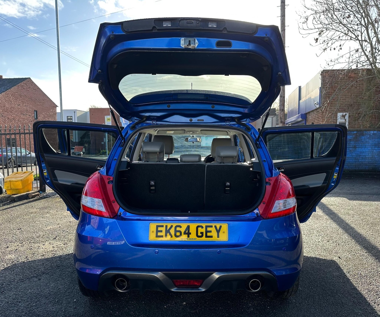 Used Suzuki Swift 2014 for sale - 76572934: Photo 11