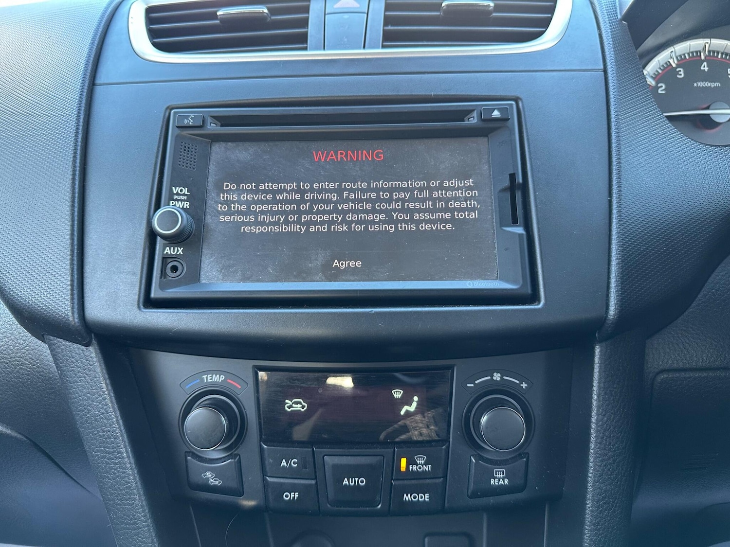 Used Suzuki Swift 2014 for sale - 76572934: Photo 32