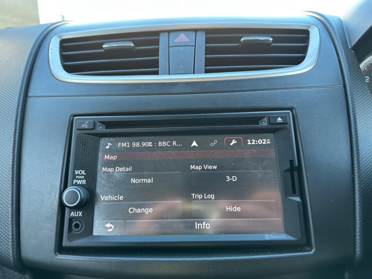 Used Suzuki Swift 2014 for sale - 76572934: Photo 39