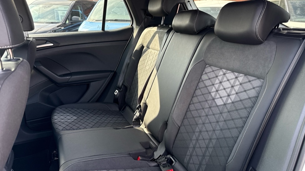Used Volkswagen T-Cross 2024 for sale - 76869090: Photo 15