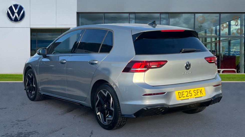 Used Volkswagen Golf 2025 for sale - 76872412: Photo 3