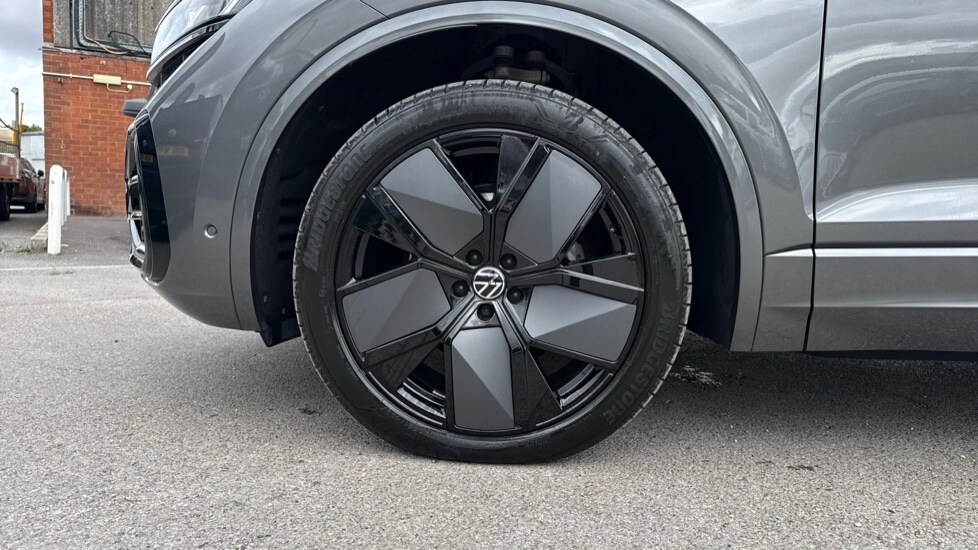 Used Volkswagen Touareg 2025 for sale - 75784030: Photo 18