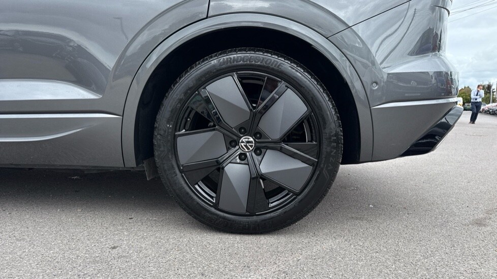 Used Volkswagen Touareg 2025 for sale - 75784030: Photo 19