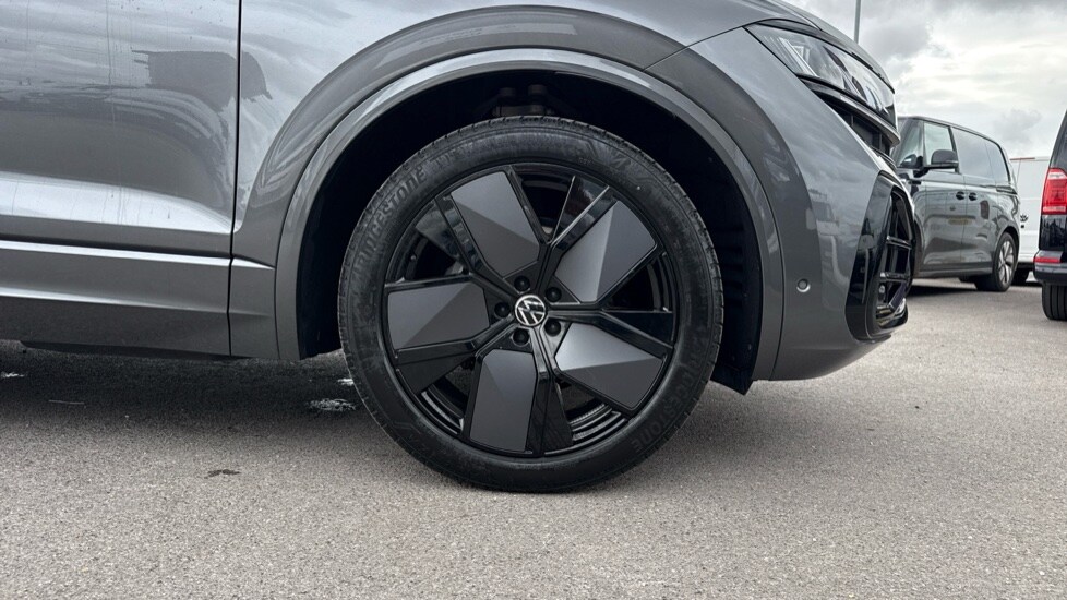 Used Volkswagen Touareg 2025 for sale - 75784030: Photo 20