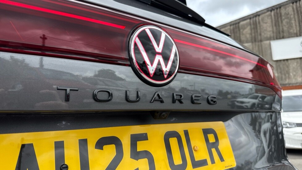 Used Volkswagen Touareg 2025 for sale - 75784030: Photo 30