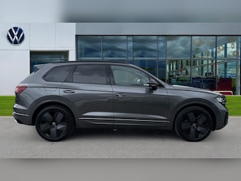 Used Volkswagen Touareg 2025 for sale - 75784030: Photo