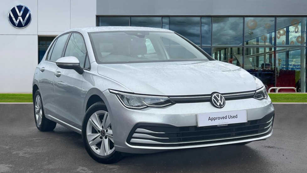 Used Volkswagen Golf 2023 for sale - 76870343: Photo 1