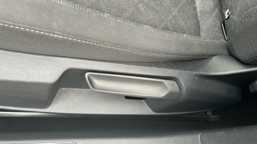 Used Volkswagen Golf 2023 for sale - 76870343: Photo 22