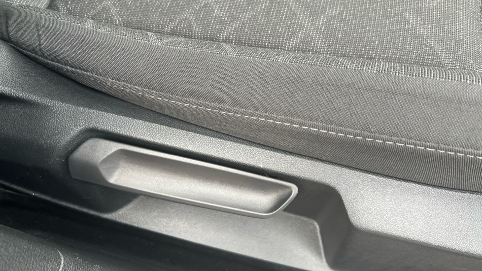 Used Volkswagen Golf 2023 for sale - 76870343: Photo 28