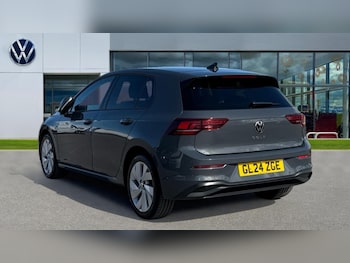 Used Volkswagen Golf 2024 for sale - 75738558: Photo