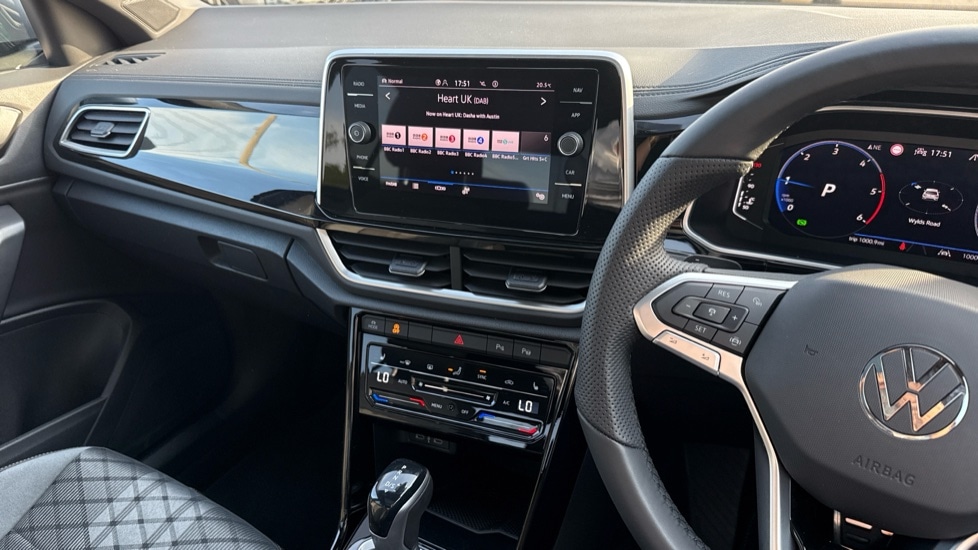 Used Volkswagen T-Roc 2025 for sale - 76901215: Photo 13