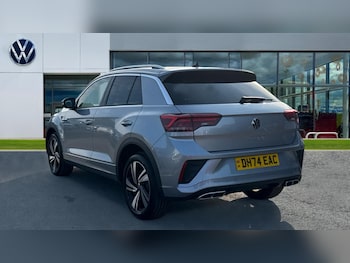 Used Volkswagen T-Roc 2025 for sale - 76901215: Photo