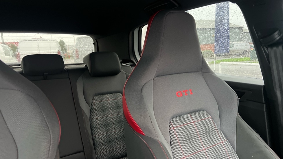 Used Volkswagen Golf 2023 for sale - 76999408: Photo 33