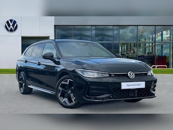 2025 - Volkswagen Passat Estate 1.5 TSI eHybrid R-Line 5dr DSG