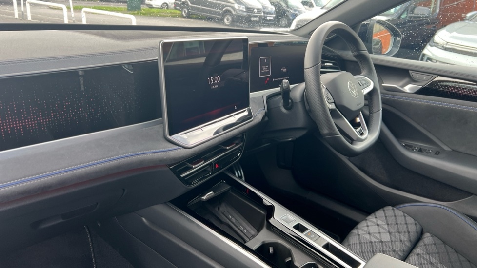 Used Volkswagen Passat 2025 for sale - 76869951: Photo 2