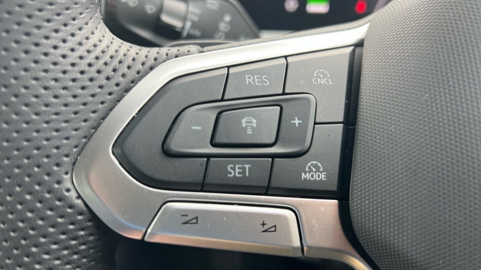 Used Volkswagen Passat 2025 for sale - 76869951: Photo 26