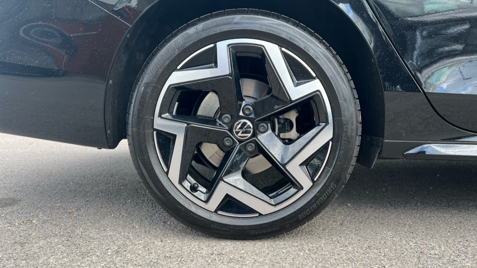 Used Volkswagen Passat 2025 for sale - 76869951: Photo 5