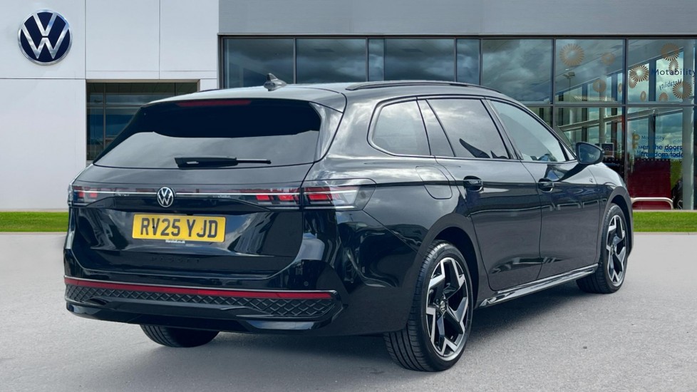 Used Volkswagen Passat 2025 for sale - 76869951: Photo 8