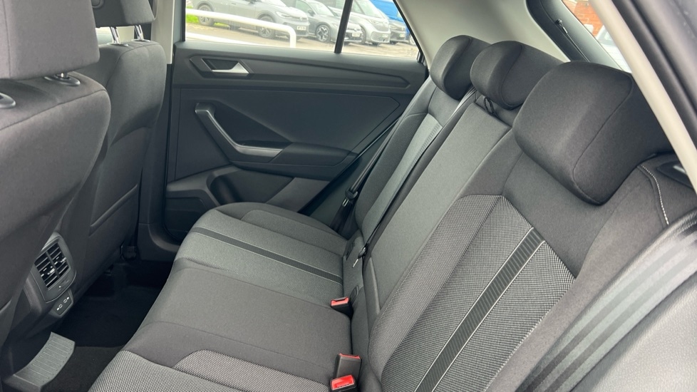 Used Volkswagen T-Roc 2024 for sale - 76479654: Photo 15