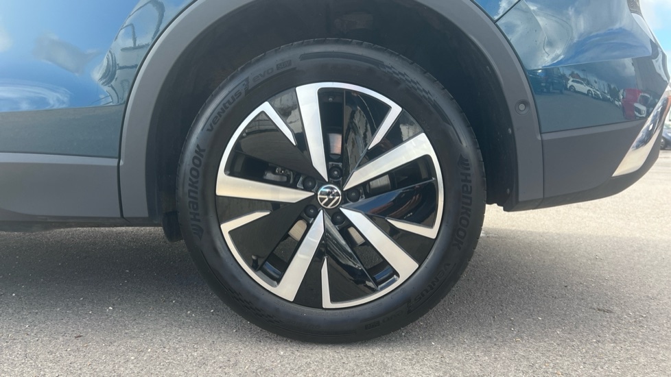 Used Volkswagen Tiguan 2024 for sale - 76870046: Photo 19