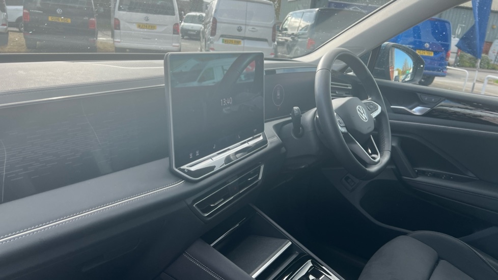 Used Volkswagen Tiguan 2024 for sale - 76870046: Photo 2