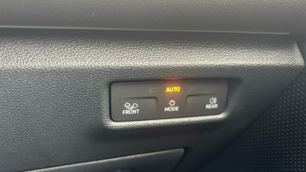 Used Volkswagen Tiguan 2024 for sale - 76870046: Photo 37