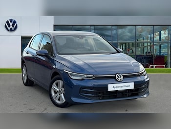 2024 - GOLF 1.5 TSI Life 5dr