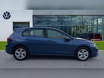 Used Volkswagen Golf 2024 for sale - 76999409: Photo