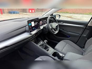 Used Volkswagen Golf 2024 for sale - 76479841: Photo