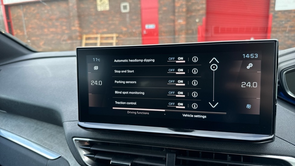 Used Peugeot 3008 2024 for sale - 76372781: Photo 43