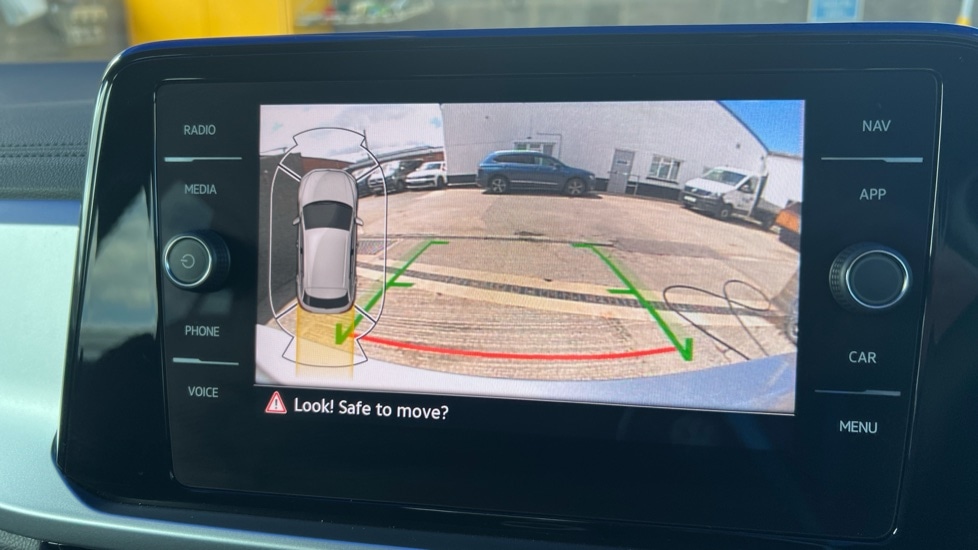 Used Volkswagen T-Roc 2025 for sale - 76868448: Photo 29