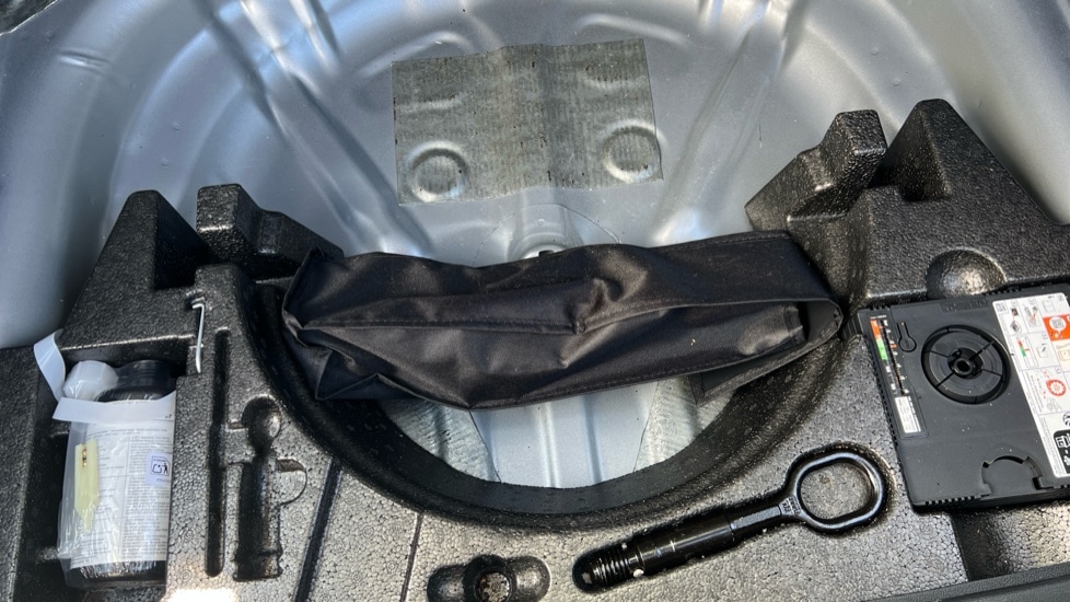 Used Volkswagen T-Roc 2025 for sale - 76868448: Photo 38