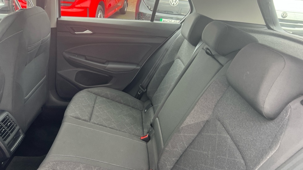 Used Volkswagen Golf 2023 for sale - 76297342: Photo 15