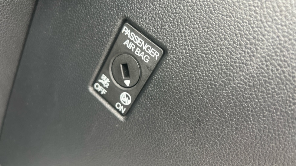 Used Volkswagen Golf 2023 for sale - 76297342: Photo 23