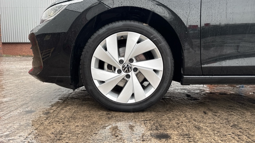 Used Volkswagen Golf 2024 for sale - 76873495: Photo 18