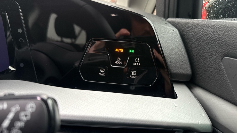 Used Volkswagen Golf 2024 for sale - 76873495: Photo 33