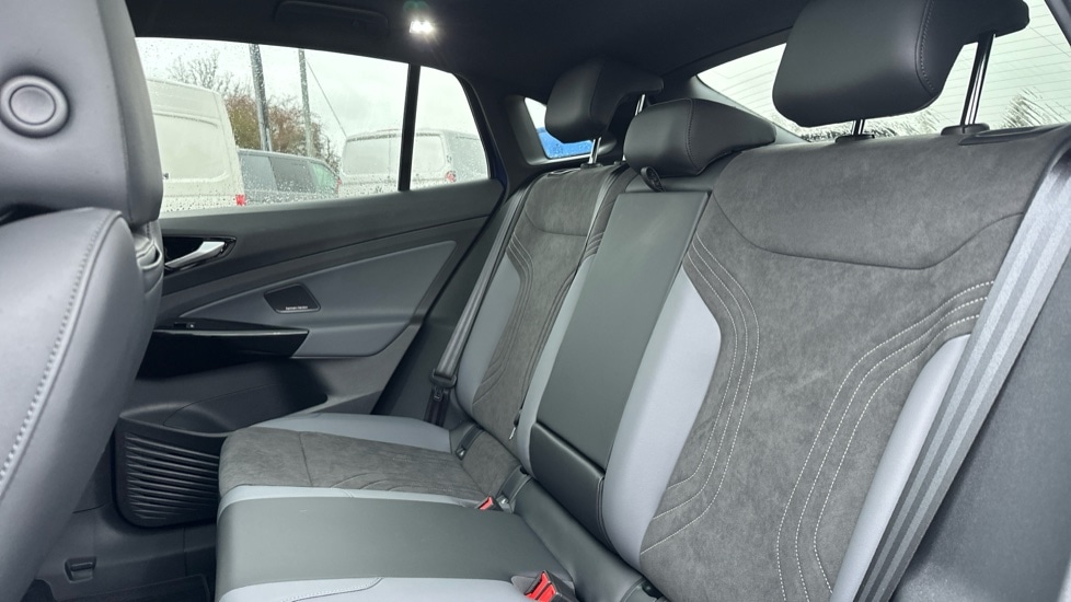 Used Volkswagen ID.5 2025 for sale - 76927849: Photo 15