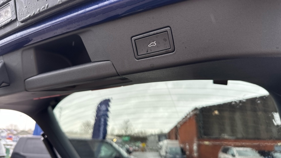 Used Volkswagen ID.5 2025 for sale - 76927849: Photo 33