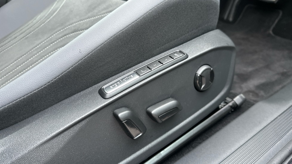 Used Volkswagen ID.5 2025 for sale - 76927849: Photo 35