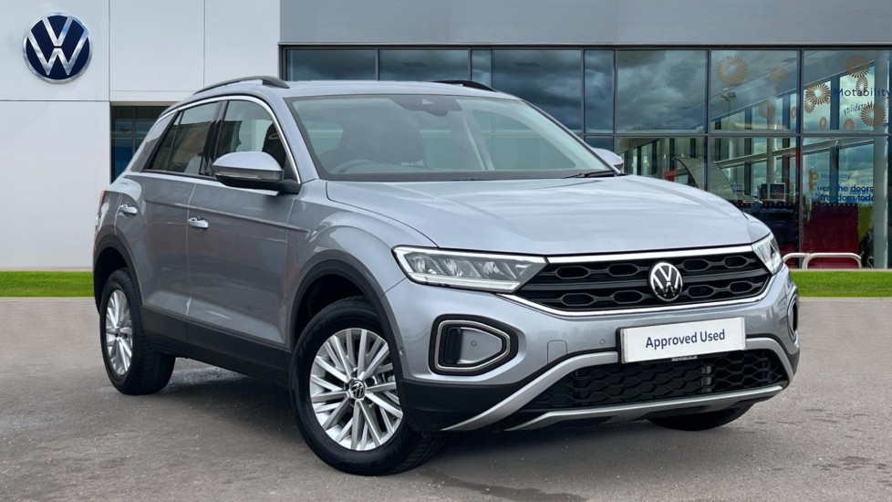 Used Volkswagen T-Roc 2024 for sale - 76873486: Photo 1