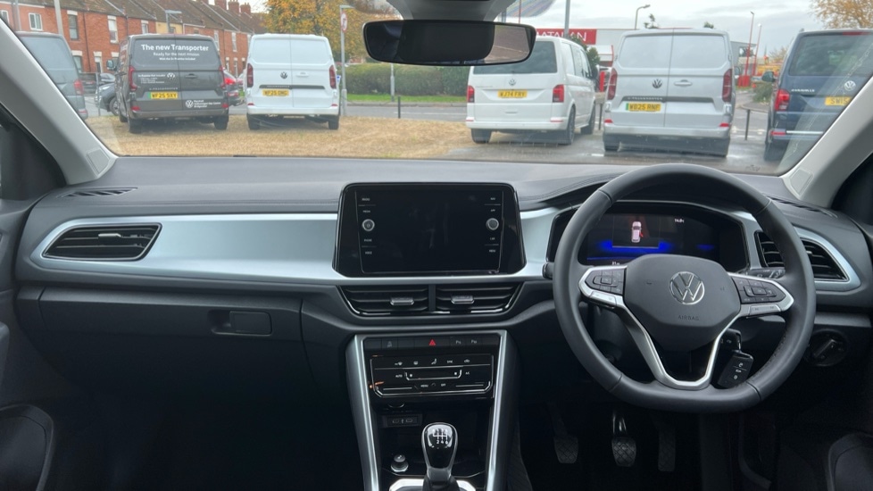 Used Volkswagen T-Roc 2024 for sale - 76873486: Photo 12