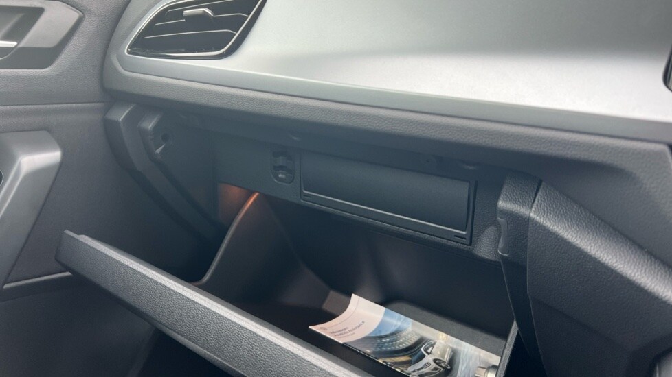 Used Volkswagen T-Roc 2024 for sale - 76873486: Photo 40